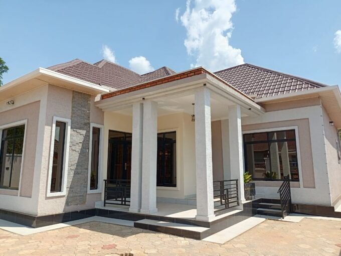 House for sale in kabeza- Kigali, Rwanda, house available for sale at an affordable price.