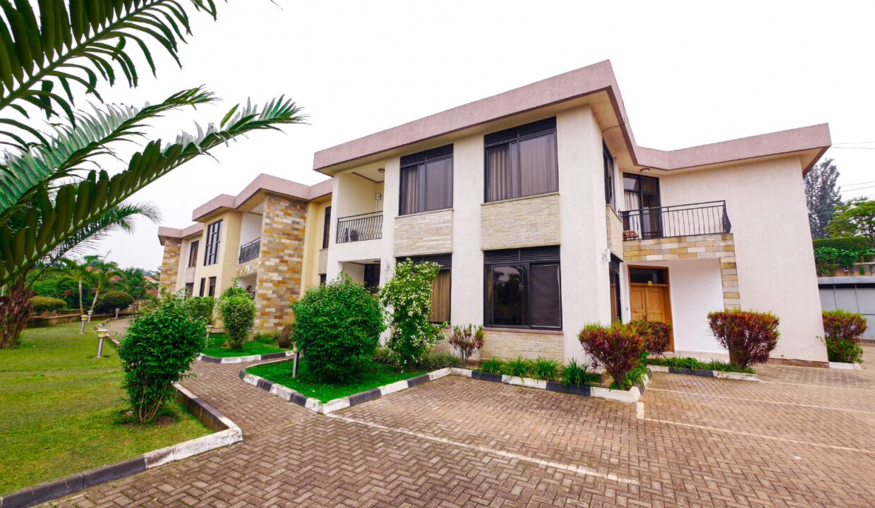 WhatsApp Image 2025-08-13 at 22.18.38_d7088643