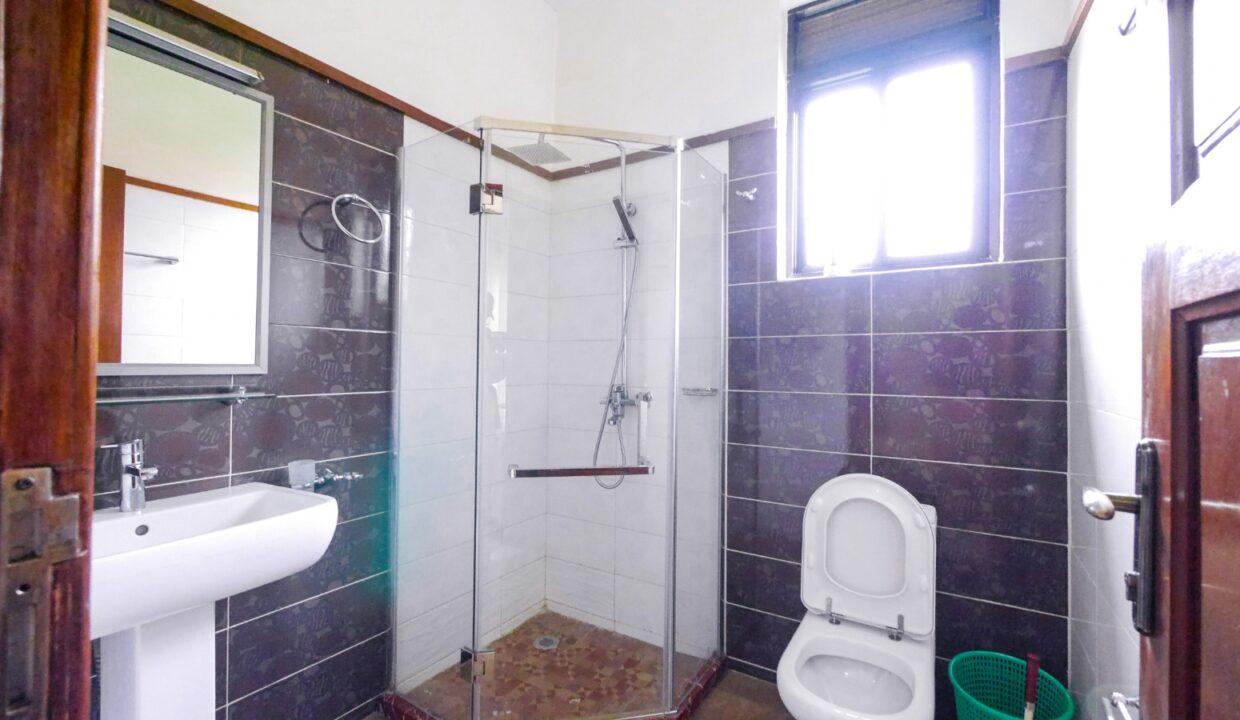 WhatsApp Image 2025-08-13 at 22.18.42_1f571e09